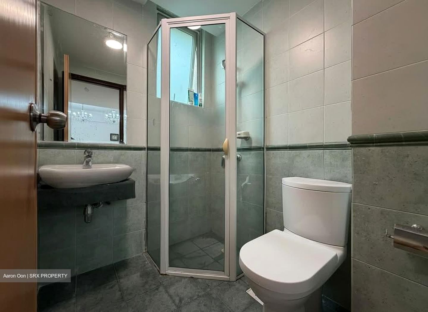 Sunshine Grove (D19), Apartment #569701491